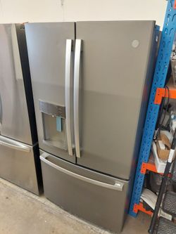 GE 28cu.ft 3-Door French Door Refrigerator