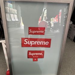 Supreme Picture Frame
