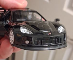 Diecast Chevrolet Corvette C6-R Opening Doors Rubber Tires 1/36 Black LICENSED