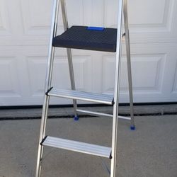 Step Ladder 