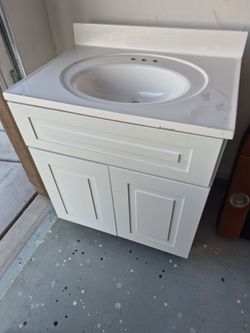 Vanity 30"