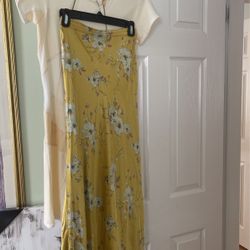 Beautiful Skirt Never Used No Tag On Selling For $20