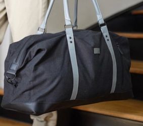 Bella Russo 24” Weekend Travel and Gym Bag Canvas