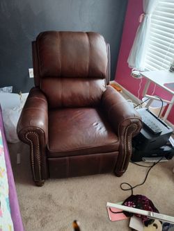 Leather recliner. Excellent condition