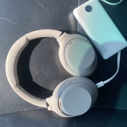 Sony Blootooth Headphones 