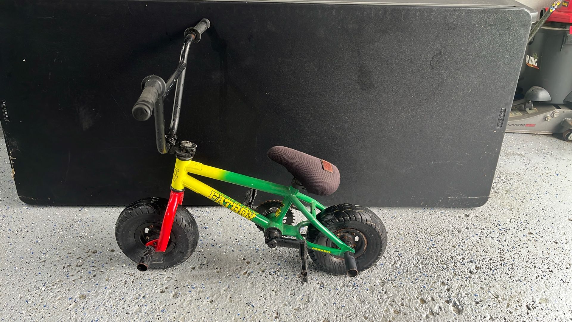 Fat Boy BMX mini Rasta assault