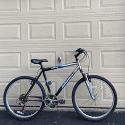 Diamondback Outlook Mountain Bike – 26” Wheels – 21-Speed – Aluminum Frame Men’s Bicycle