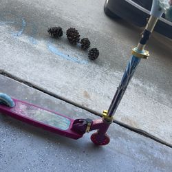 Keys on Kids Scooter