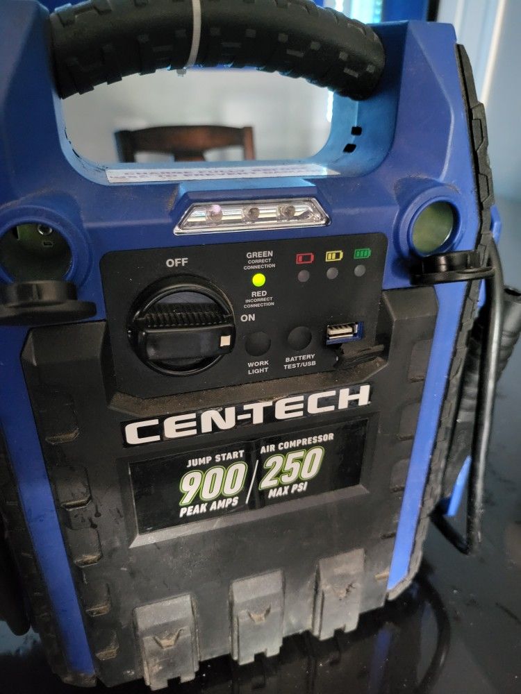 Centech 900 Jump Starter And Air Pump for Sale in Los Angeles, CA