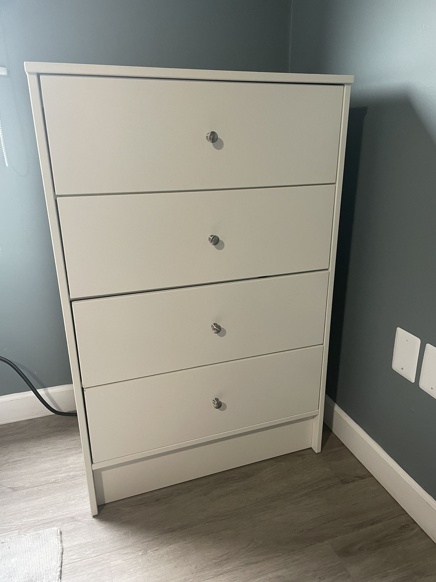 Ikea 4 drawer dresser