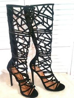 Gladiator black heels Sz 7.5 NEW
