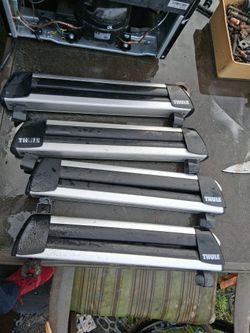 Thurle Ski Or Snowboard used Racks 4 Count