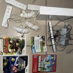Wii Console And Games 