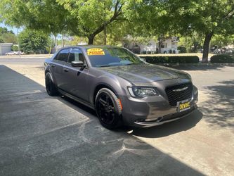 2019 Chrysler 300