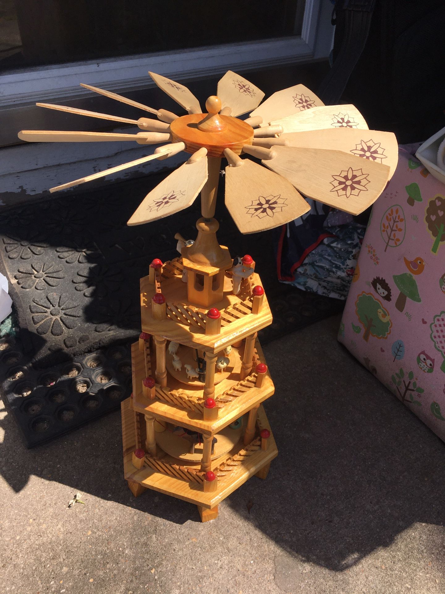 Vintage Handcrafted Wood Rotating Only $20 Firm