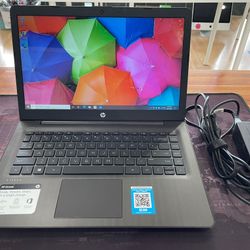 HP Stream 13” 4GB 64GB SSD -Windows 10 -Like New