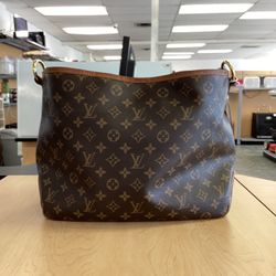 LOUIS VUITTON PURSE