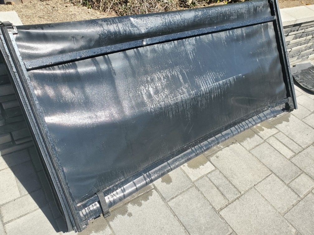 8 Foot Tonneau Cover For 1(contact info removed) Ford F-350 And F-250