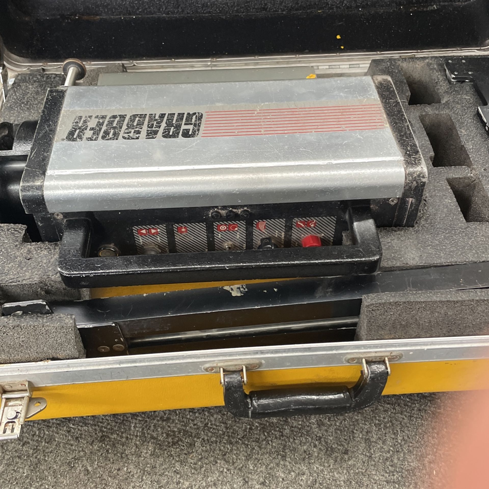 GRABBER 731 Laser Transit W/TOPCON Tripod (UNTESTED)