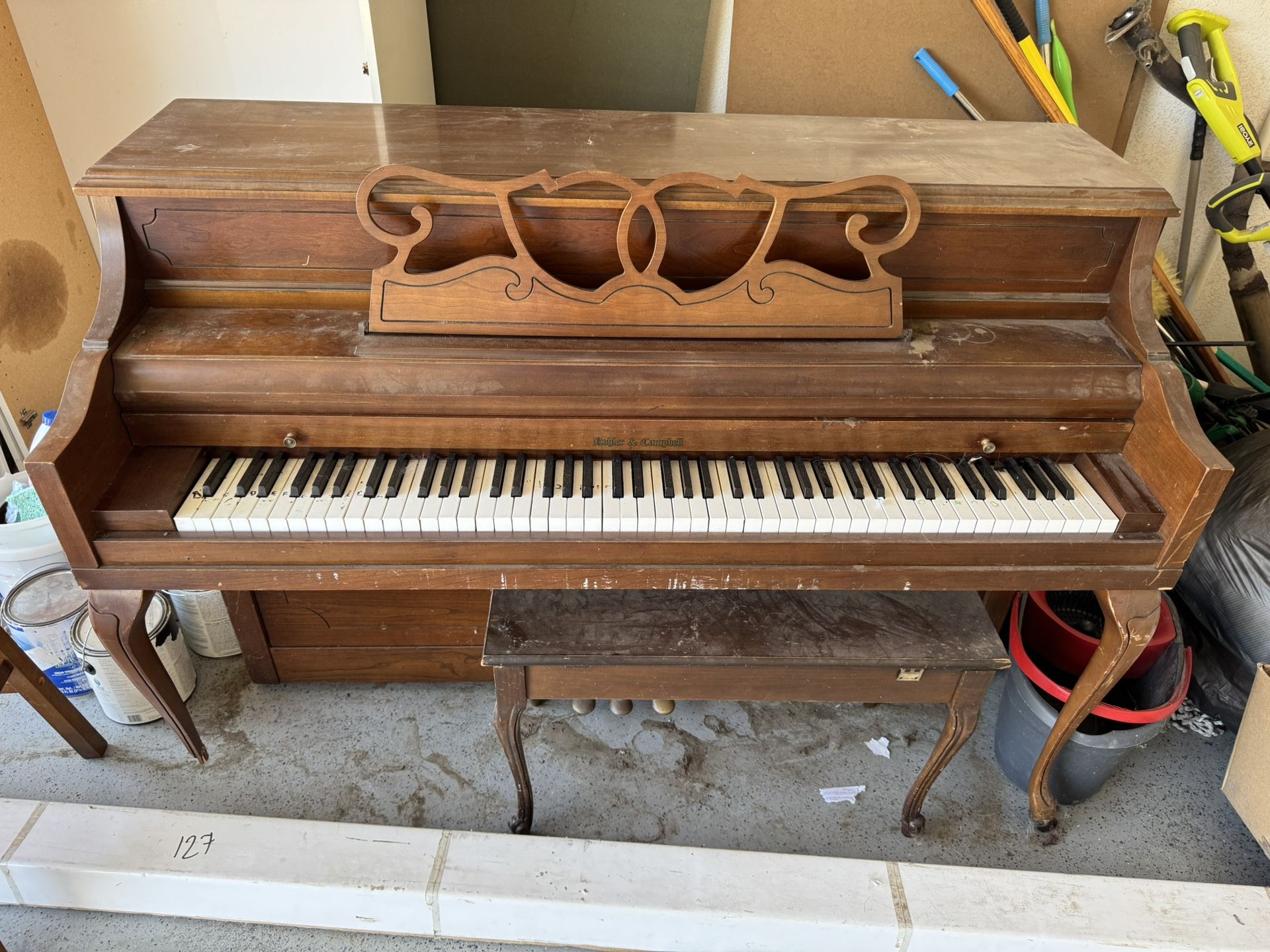 Free piano
