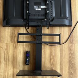 Roku Smart Tv 28” Screen And Stand