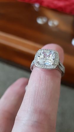 Sterling silver crystal ring