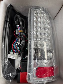 1 Pair of LED Tail Light Assembly Driver & Passenger Side Compatible with 00-06 Yukon XL/Tahoe/Suburban