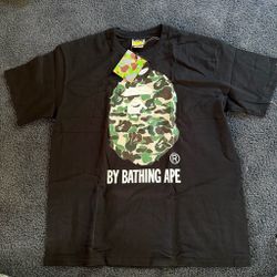 A Bathing Ape (Camo) T shirt Size L