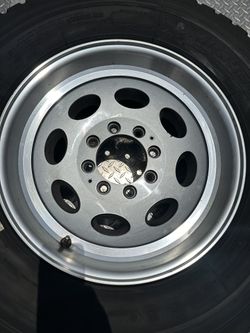 Dodge RAM2500/3500 Rims R19.5