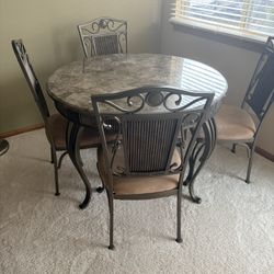 Dining Room Table With 4 Chairs