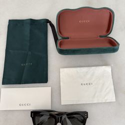 GUCCI sunglasses model GG1082S (001) black