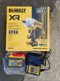 NEW DEWAL COMBO 1/2 IMPACT HIGH TORQUE BATERRY AND CHARGER $320 FIRM
DEWALT
MILWAUKEE
MAKITA