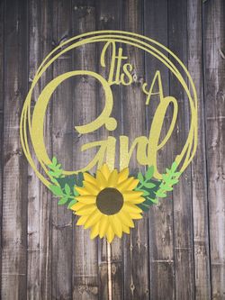 It’s a girl cake topper