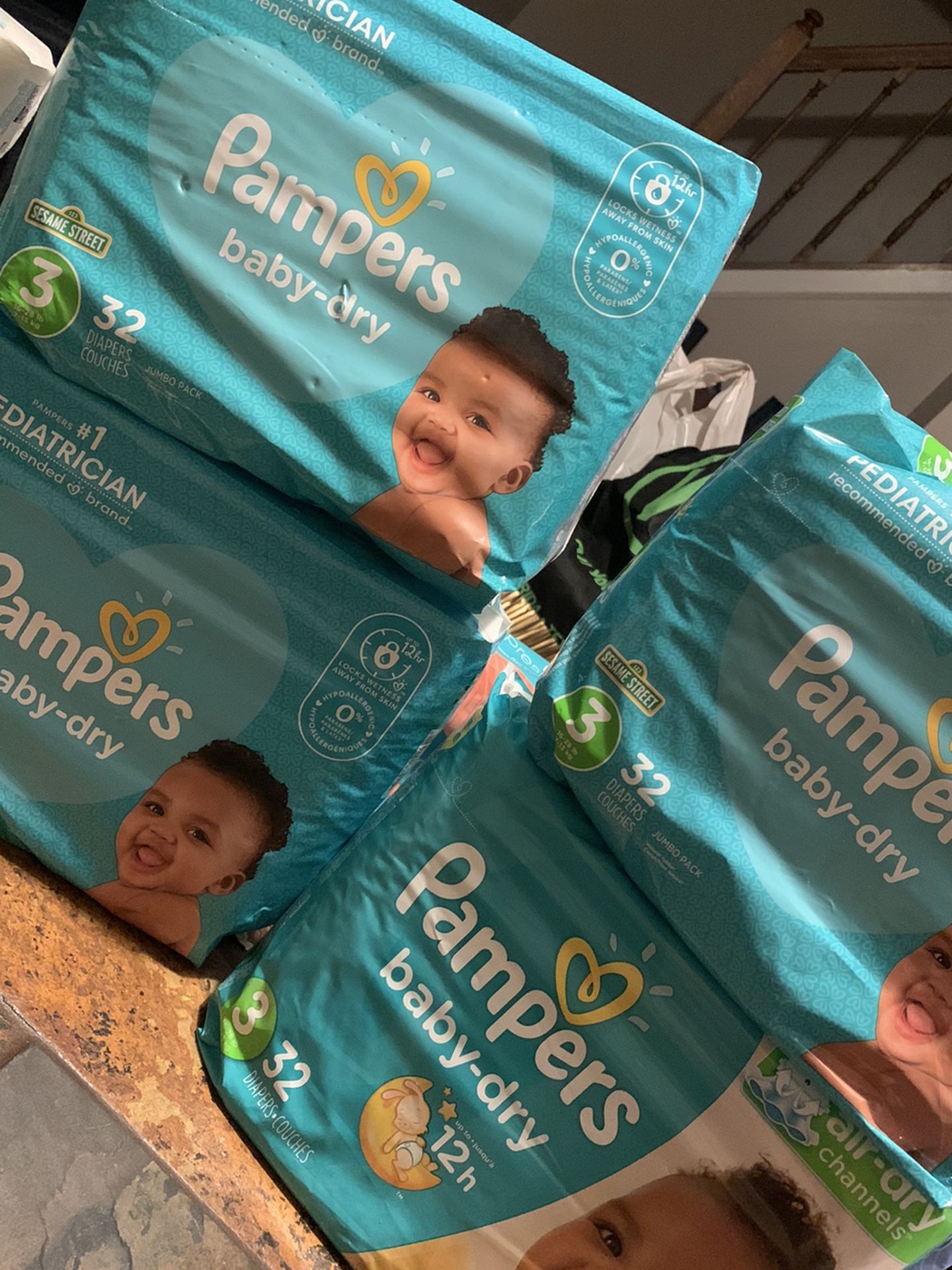 Pampers SIZE 3 (4 packs) 