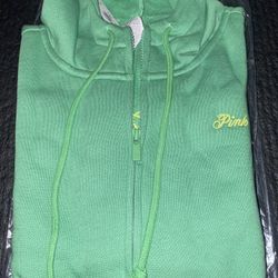 Victoria’s Secret Ivy Fleece Campus Full-Zip Hoodie Wild Green Wellness $59.95 Retail Women’s Medium NEW