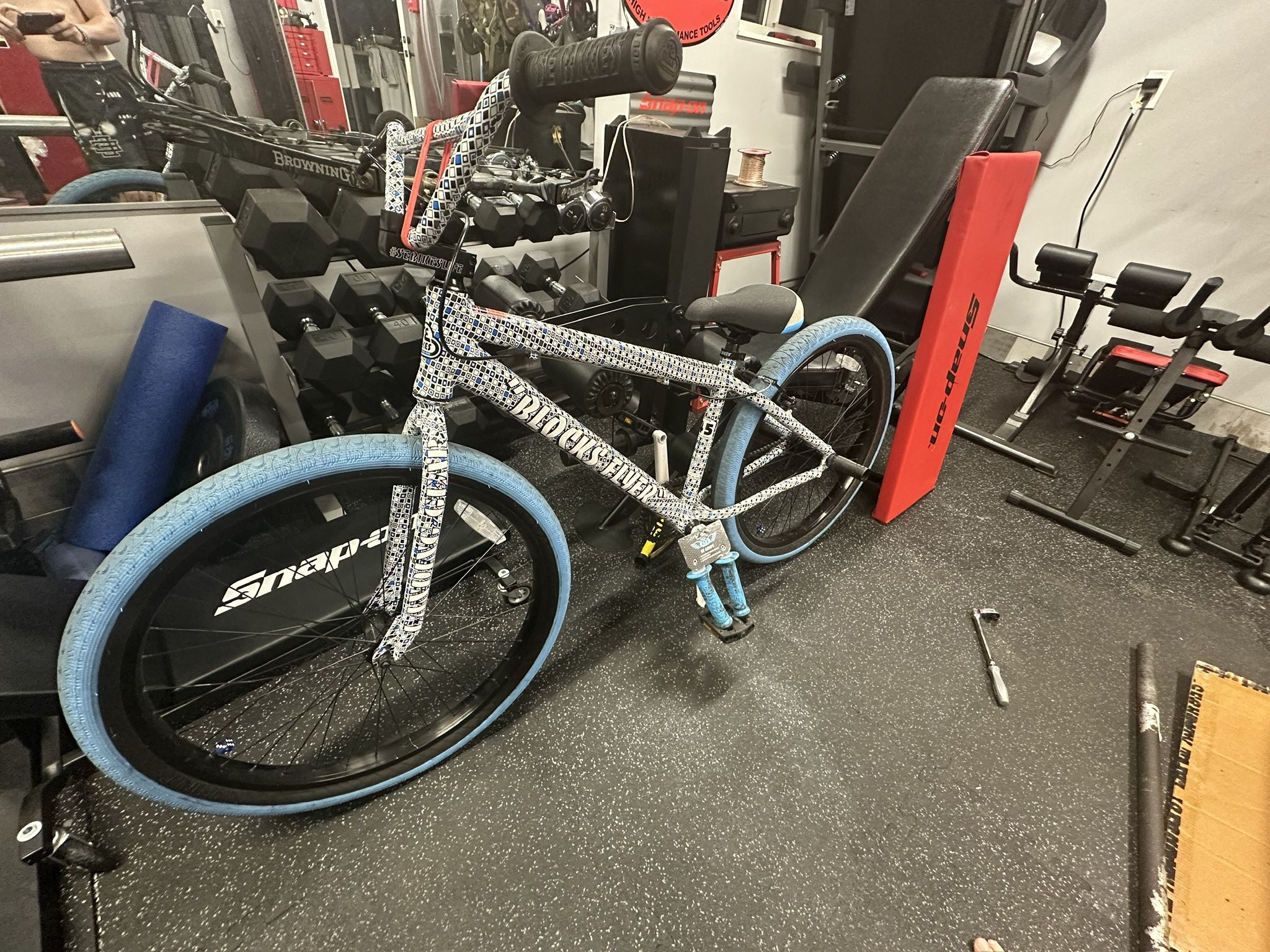 Blocks Flyer SE Bike/Will trade for pc $550 (OBO)