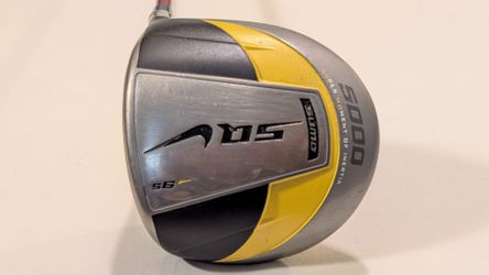 RH NIKE SQ DYMO 5000  DRIVER 9.5* LOFT PRO LAUNCN SUPERCHARGER 
 R. FLEX GRAPHITE SHAFT W/ NEW GOLF PRIDE GRIP Including a Driver Head Cover