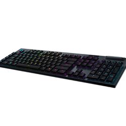 Logitech Gaming Wireless Mechanical Keyboard and Mouse Set | Fast Wireless and USB Connection