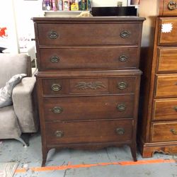 Antique Five Drawer Chest Of Drawers For Sale 