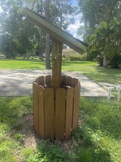 Wooden Patio Trash Can Cover