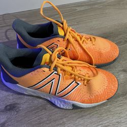 New Balance- Mens Shoe Size 8