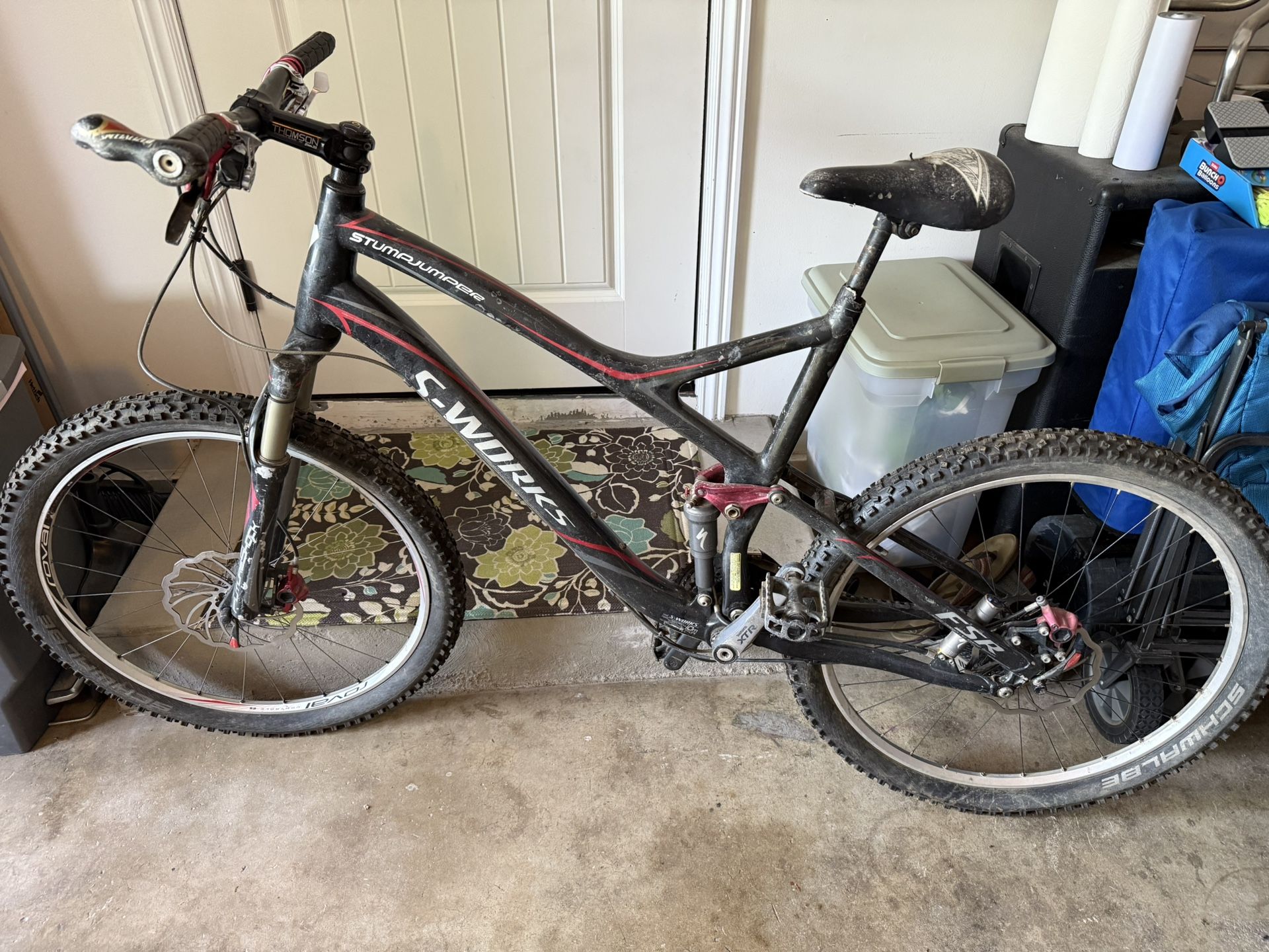 Black S-Works Stumpjumper