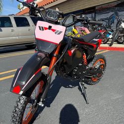 Apera Electric Dirt Bike | 3600W Mid-Drive | 60V 23.4Ah | 43 MPH | Full Suspension | Brand New