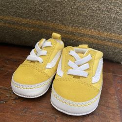 Infant Crib Shows Vans NWOT 