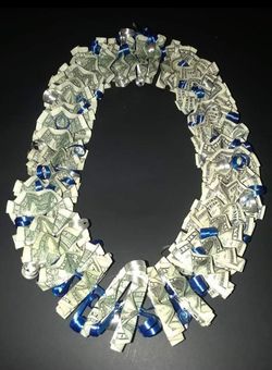 Graduation candy money lei