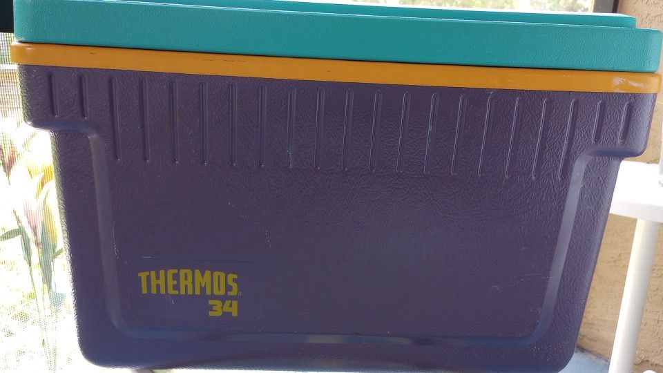 Retro Thermos Cooler