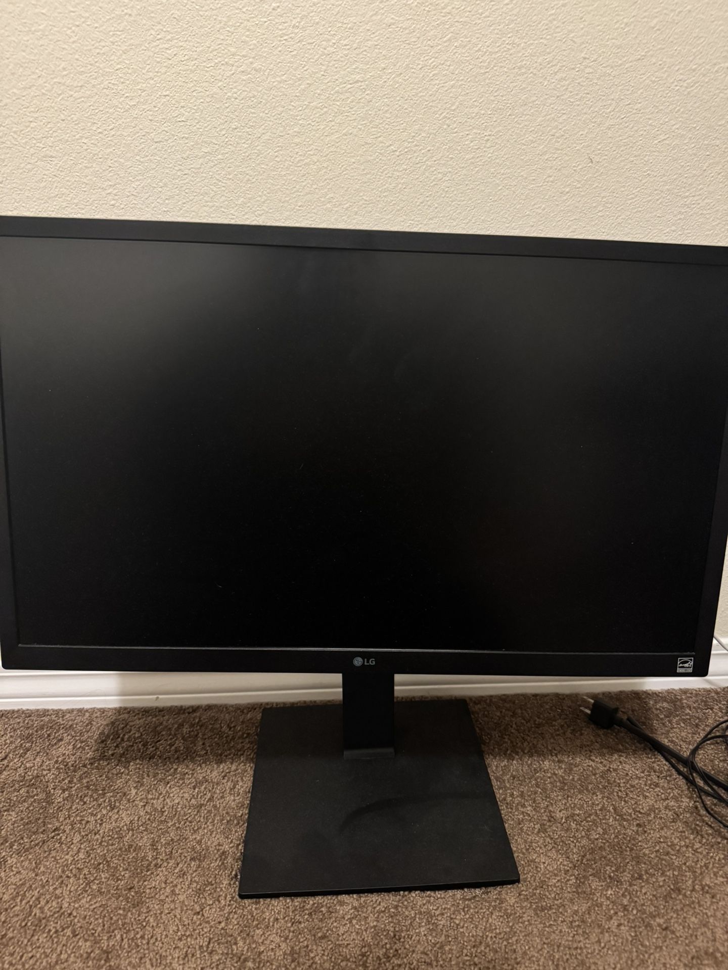 LG Monitors