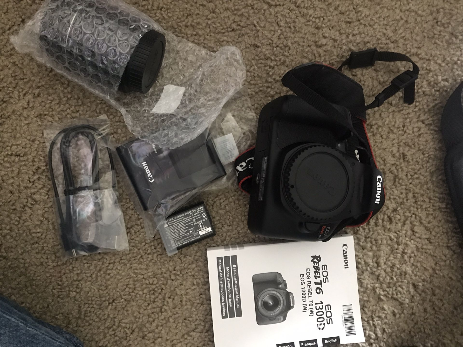 Canon Camera RebelT6 EOS 1300D
