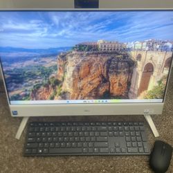 Dell All in One 24” Desktop Touchscreen 10-Core i5 12gen Processor 