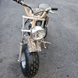 Coleman Powersports CT200U-EX Mini Bike 196cc.